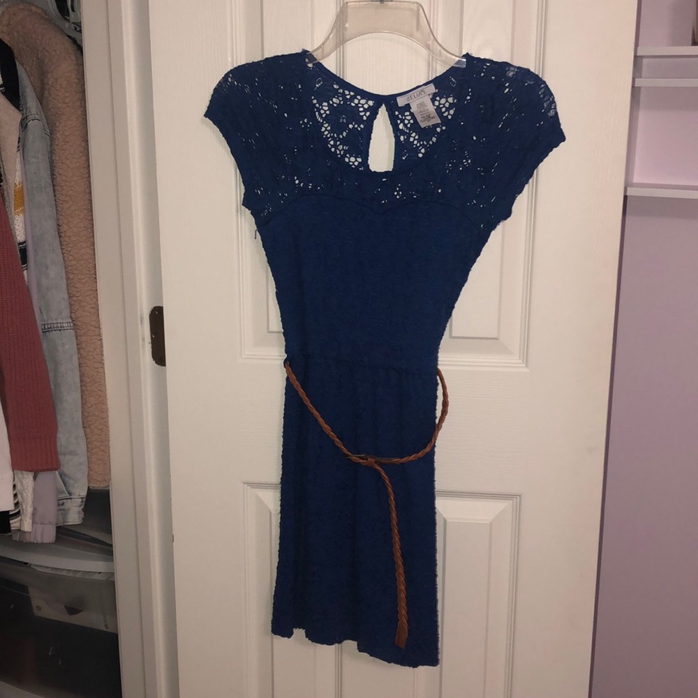 Women’s dress